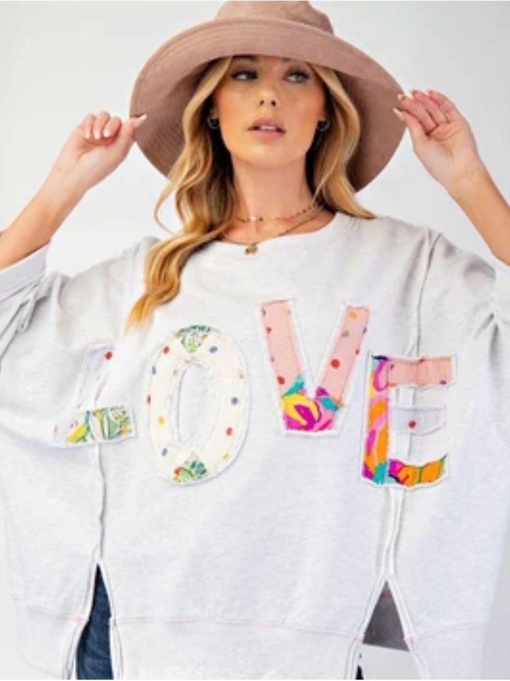 Easel OVERSIZED Sweatshirt with Mixed Print LOVE Light Heather Grey Sz Large